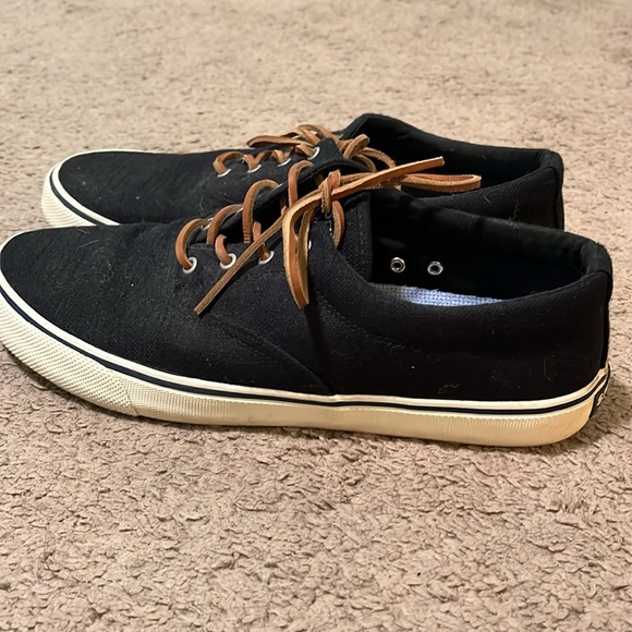 Mens Sperrys - Picture 2 of 2